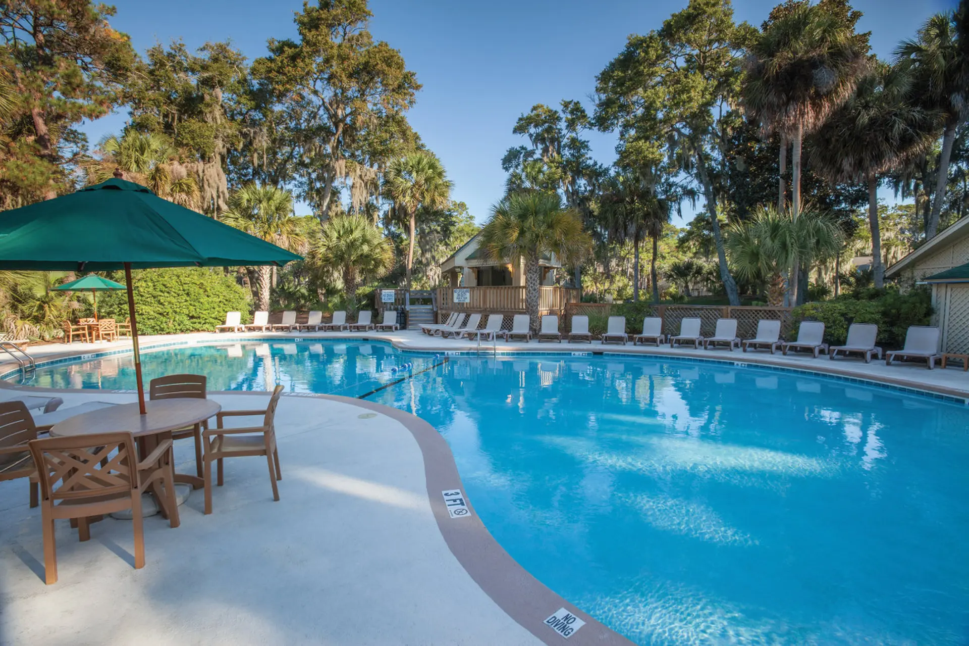 Beautiful Resort in Ocean Ridge 2BD near at Botany Bay