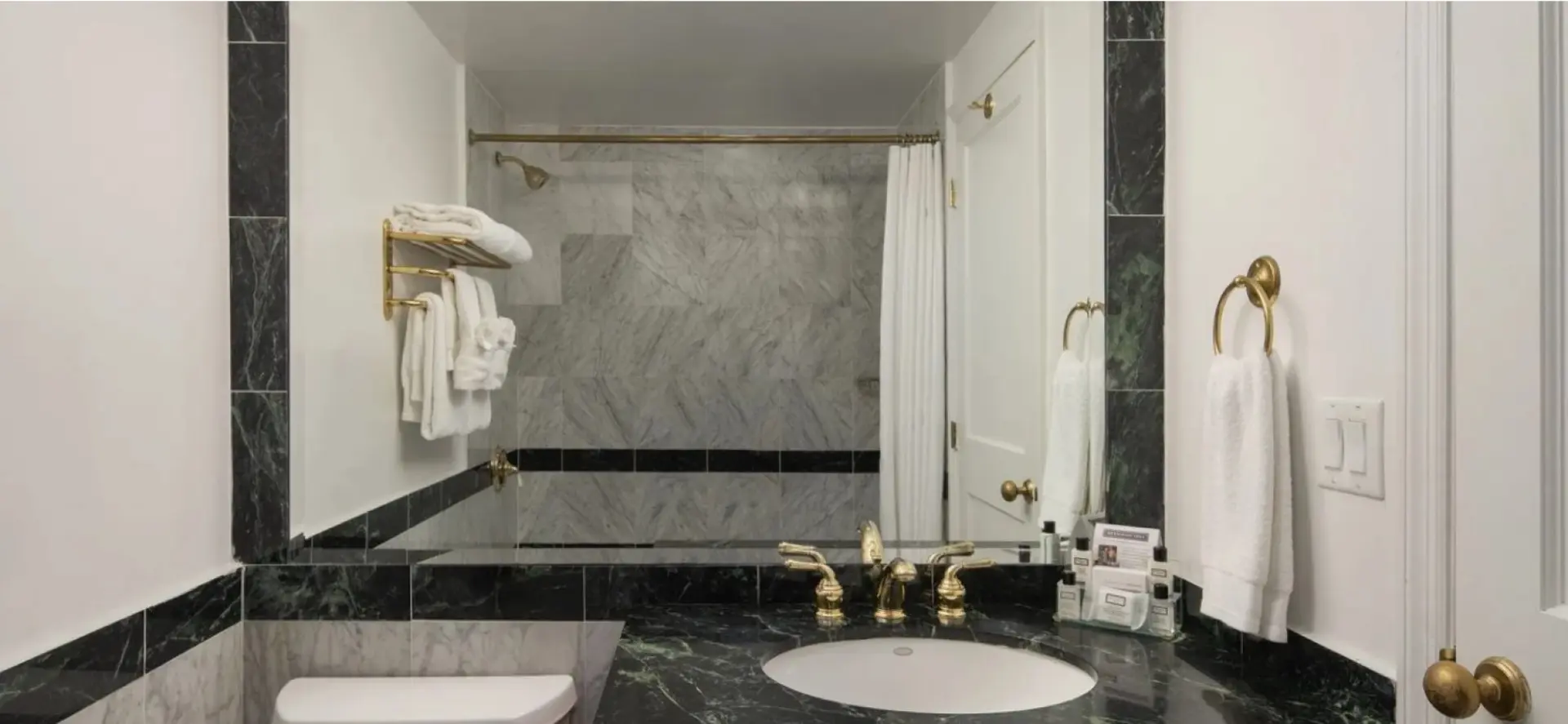 The Manhattan Club- One Bedroom Suite with Two Bathrooms