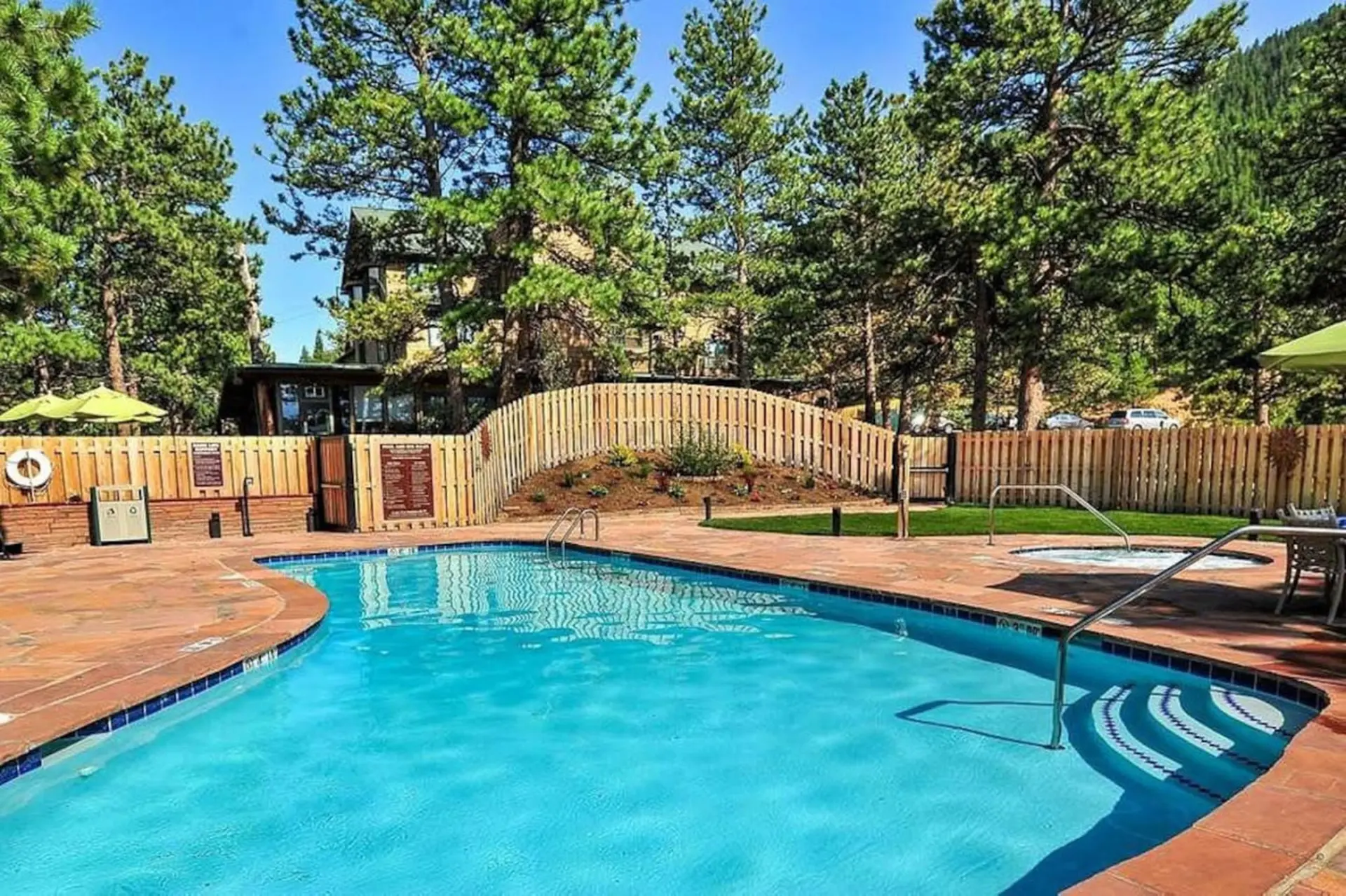 Diamond - The Historic Crags Lodge - 2BD