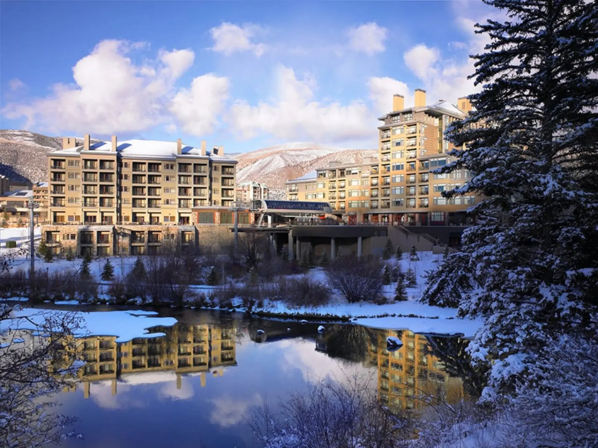 Beautiful resort setting at this 2BD condo