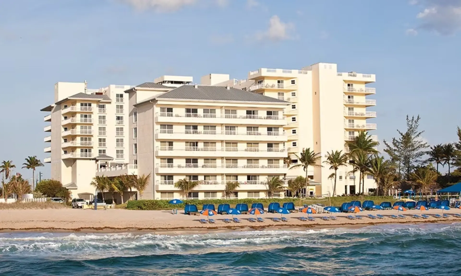Beautiful Hotel in Royal Vista 1BD near North Ocean Park