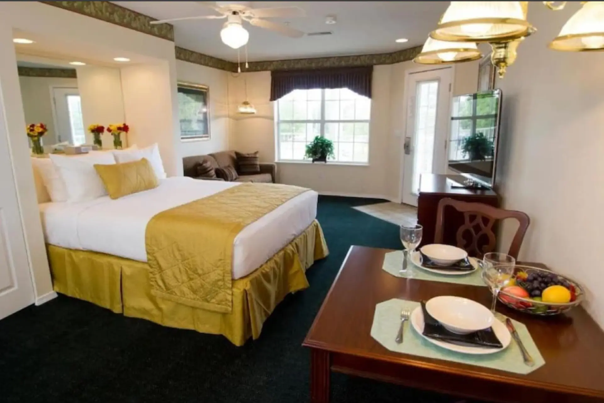 Diamond - The Suites at Fall Creek - ST