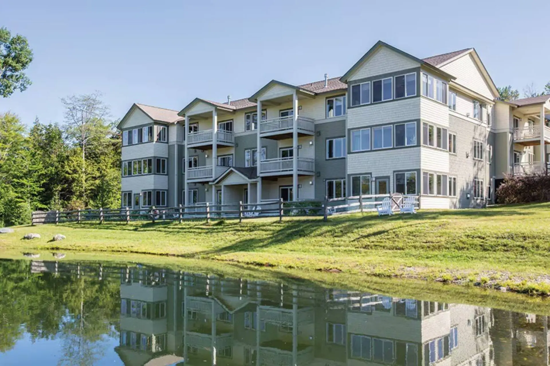 Beautiful hotel in Vermont Smugglers Notch 2BD