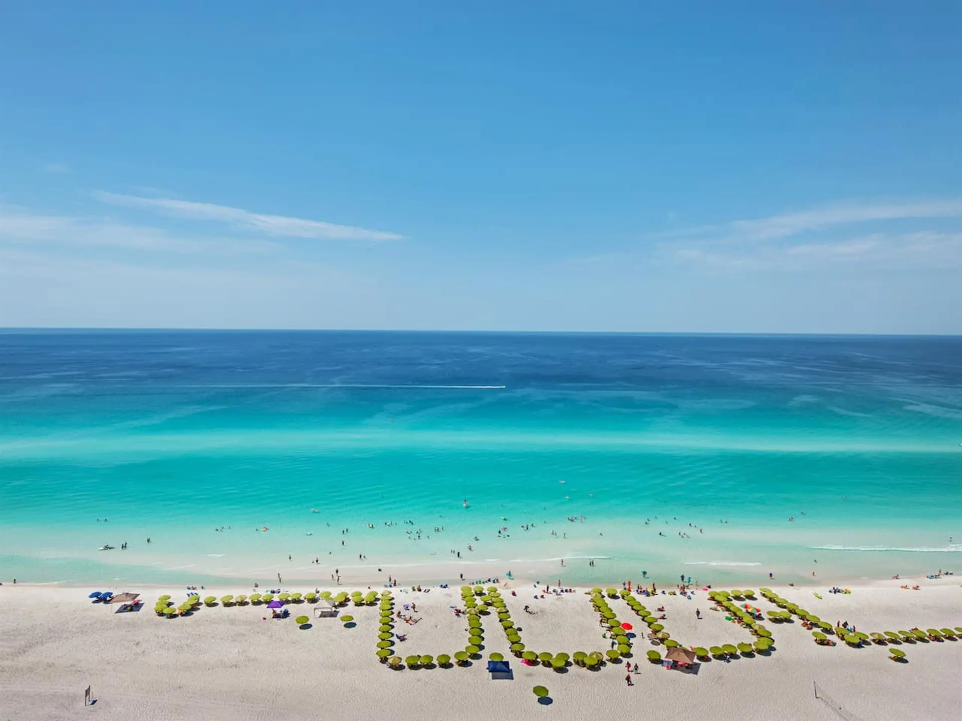 BeachFront ! 7 Beds Pool Hot Tub Beach Service Inc
