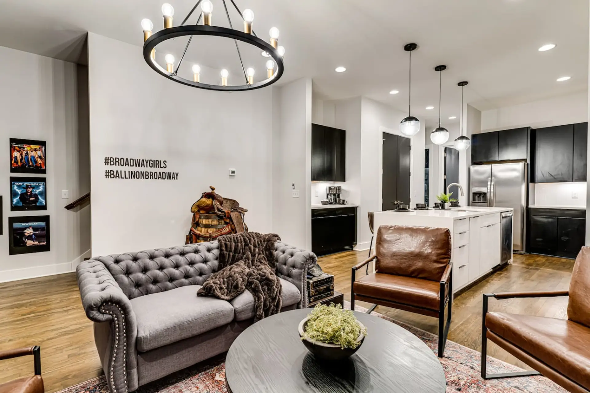 Downtown Skyline 18 Bed Luxury Rooftop