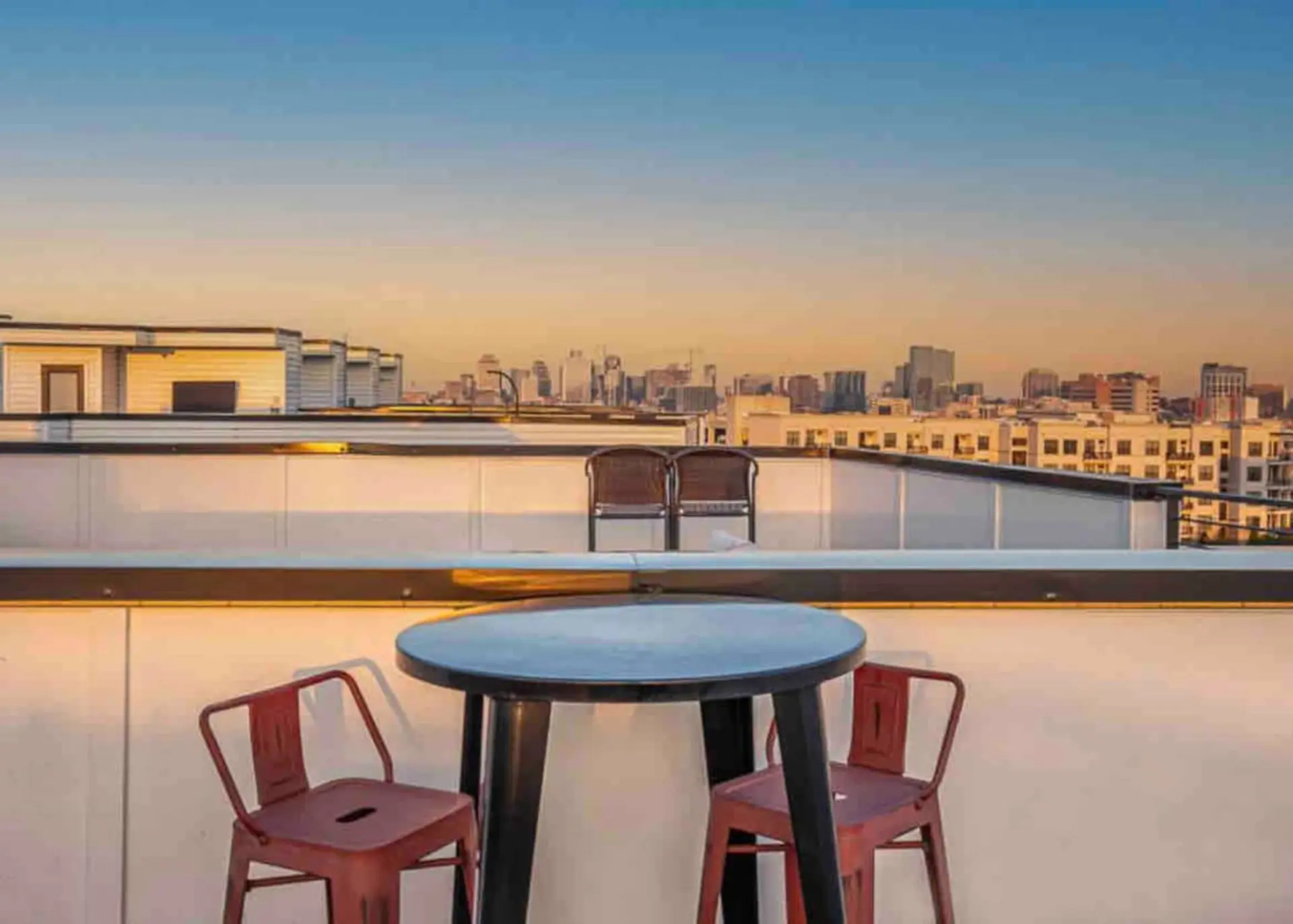 Downtown Skyline 18 Bed Luxury Rooftop