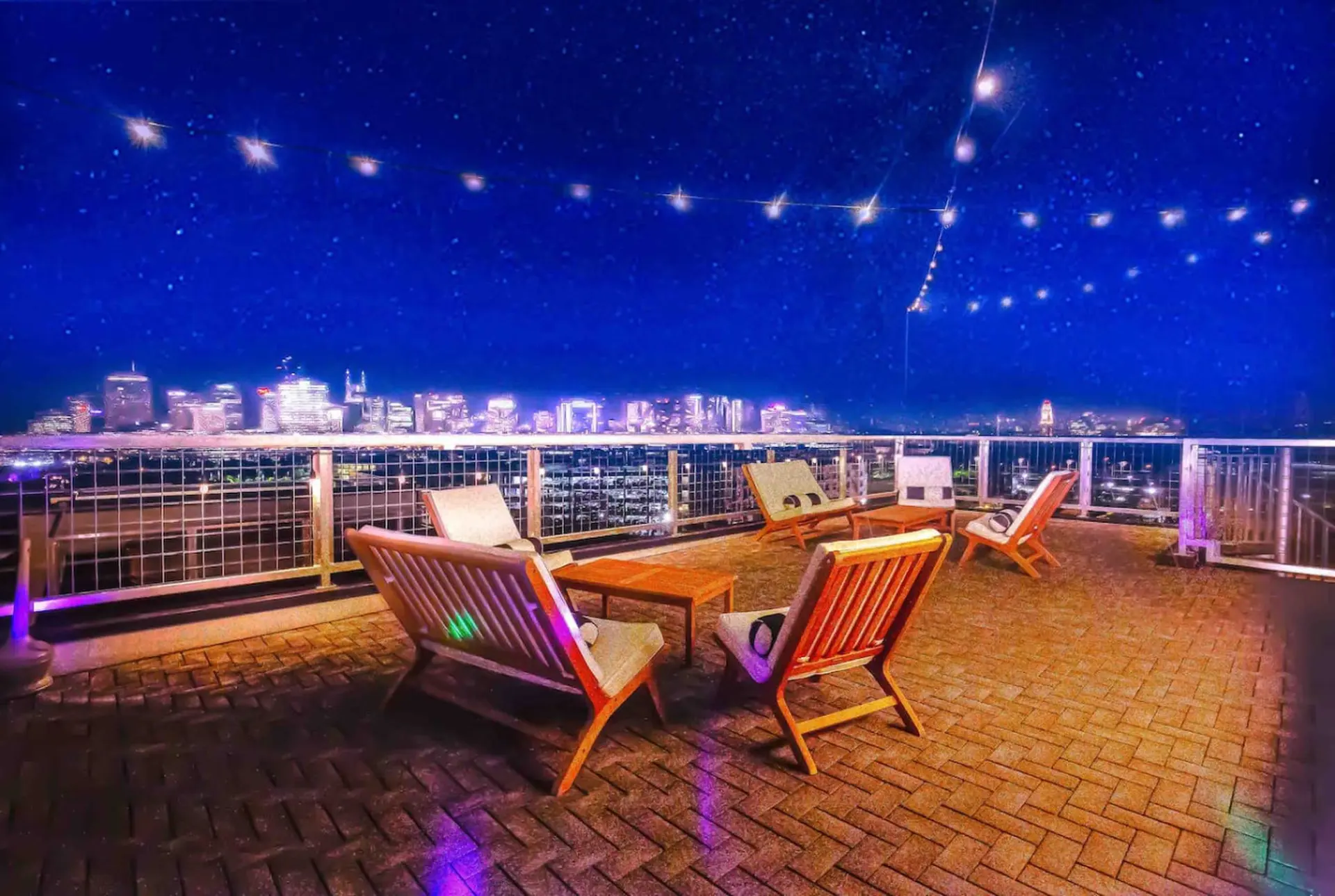 20 Bed Rooftop and Gameroom with Downtown View