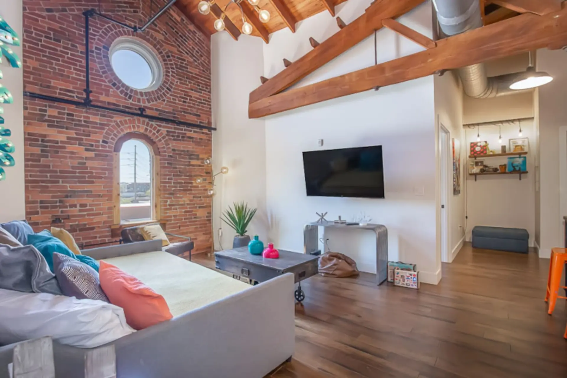 7 Bed Downtown Loft with Pool & Speakeasy