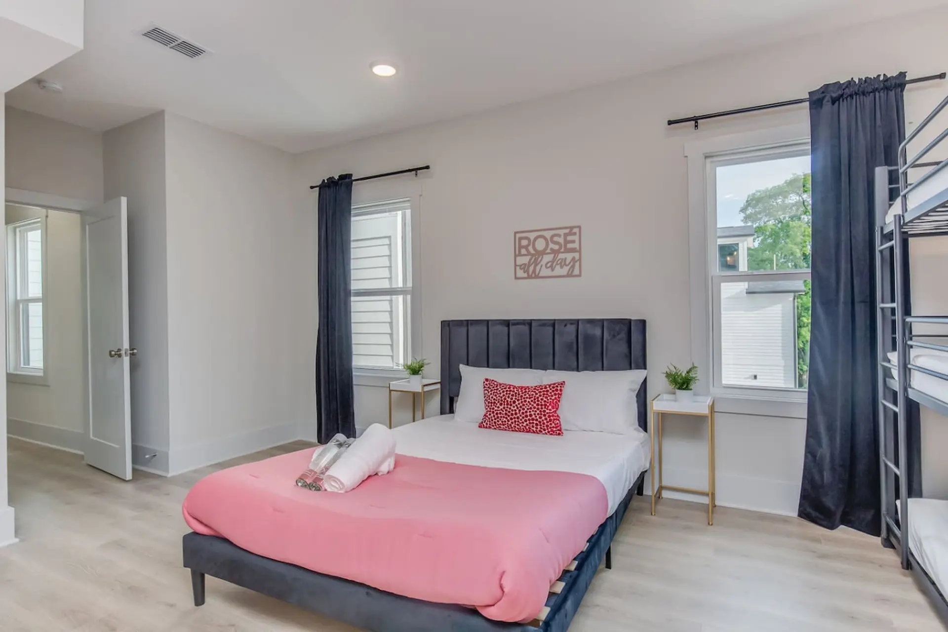 20 Bed West Nashville Private Bachelorette House