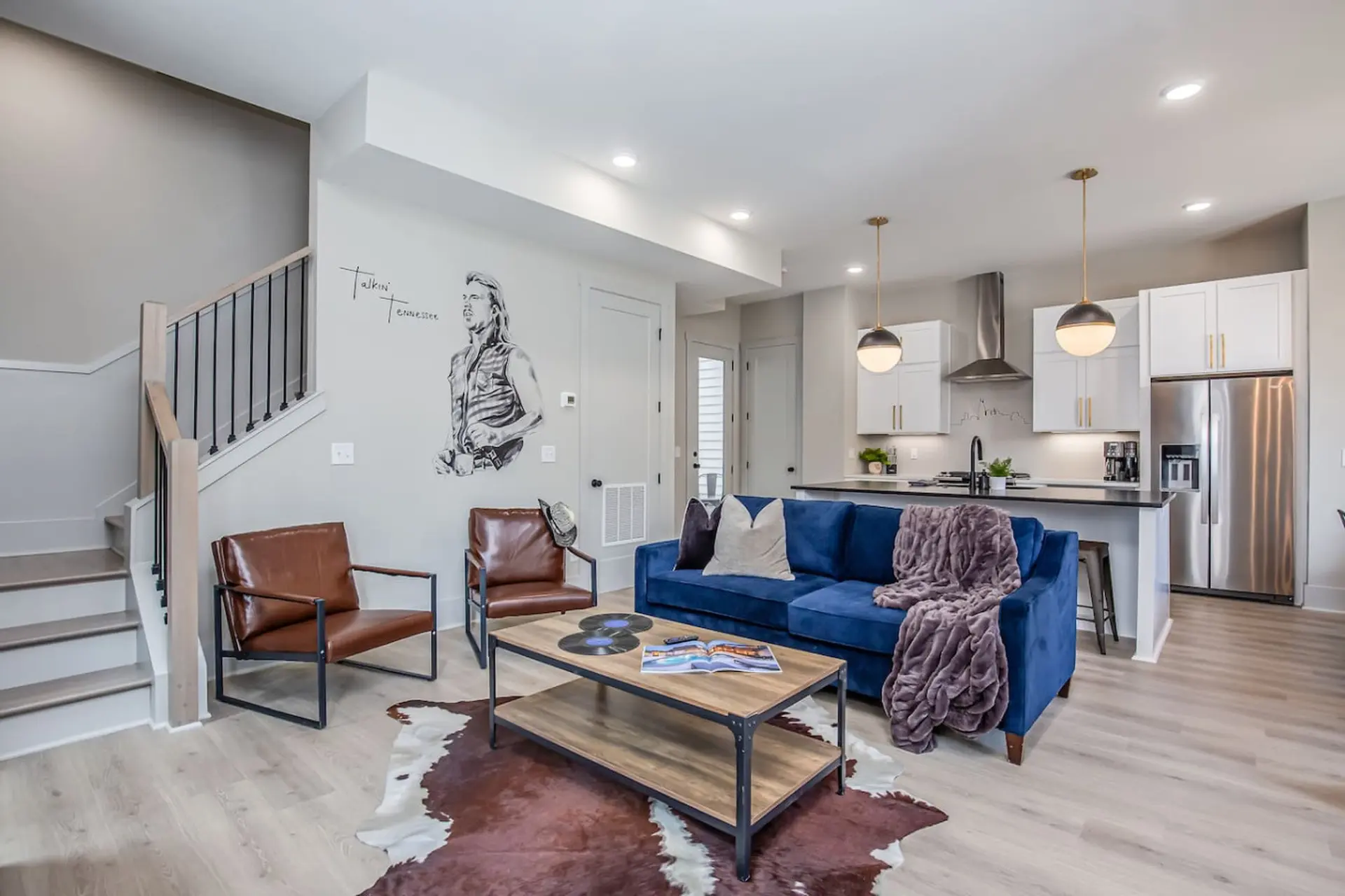 Bourbon&Bubbles! 2 Homes 40+ Bed