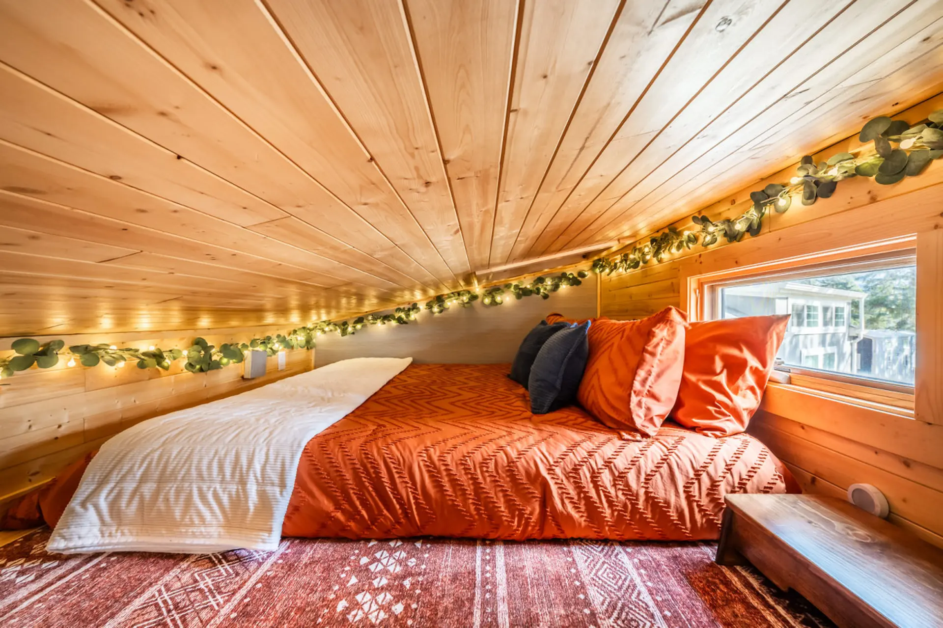 Luxury Glamping | Hot Tub, Firepit & Grill
