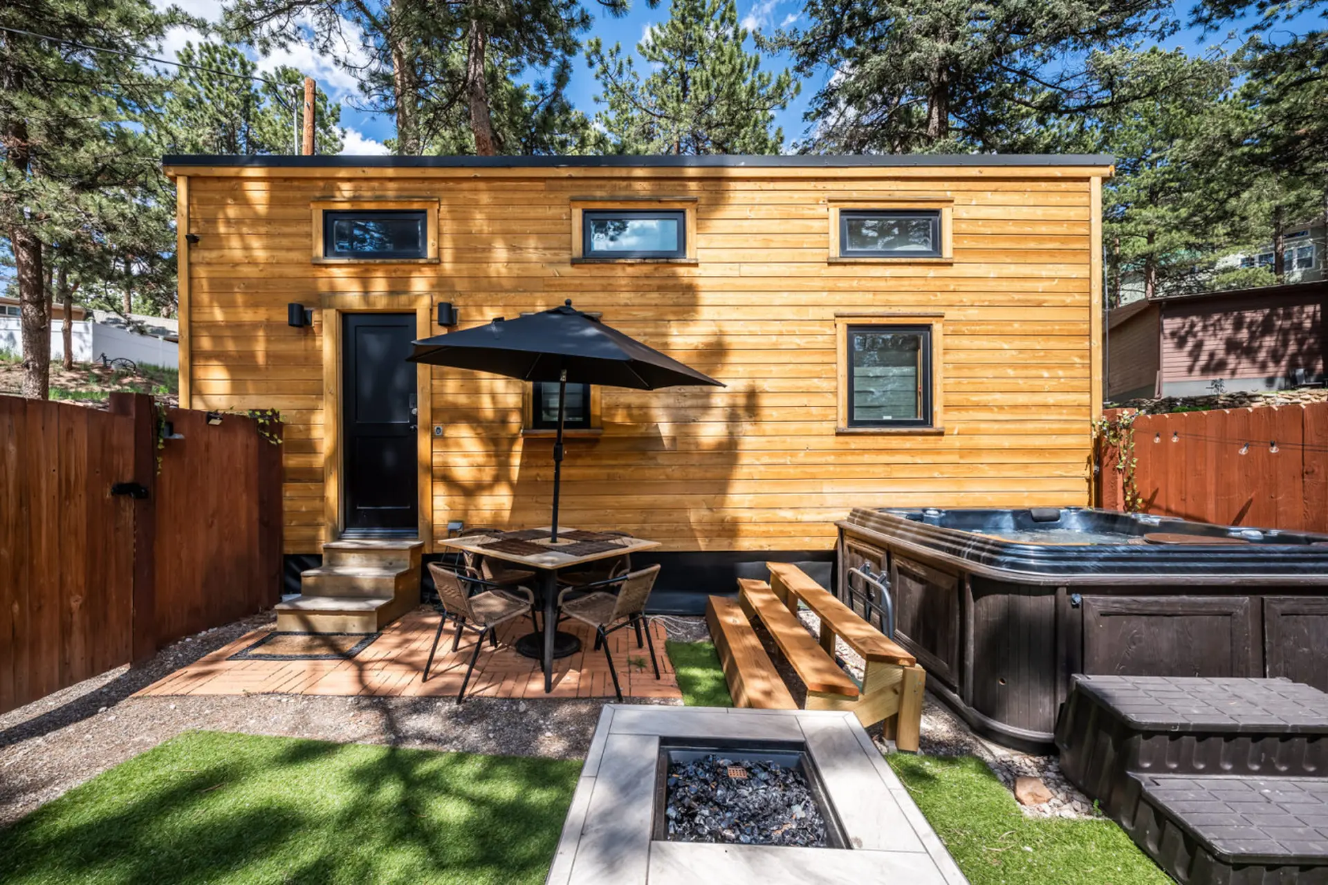 Luxury Glamping | Hot Tub, Firepit & Grill