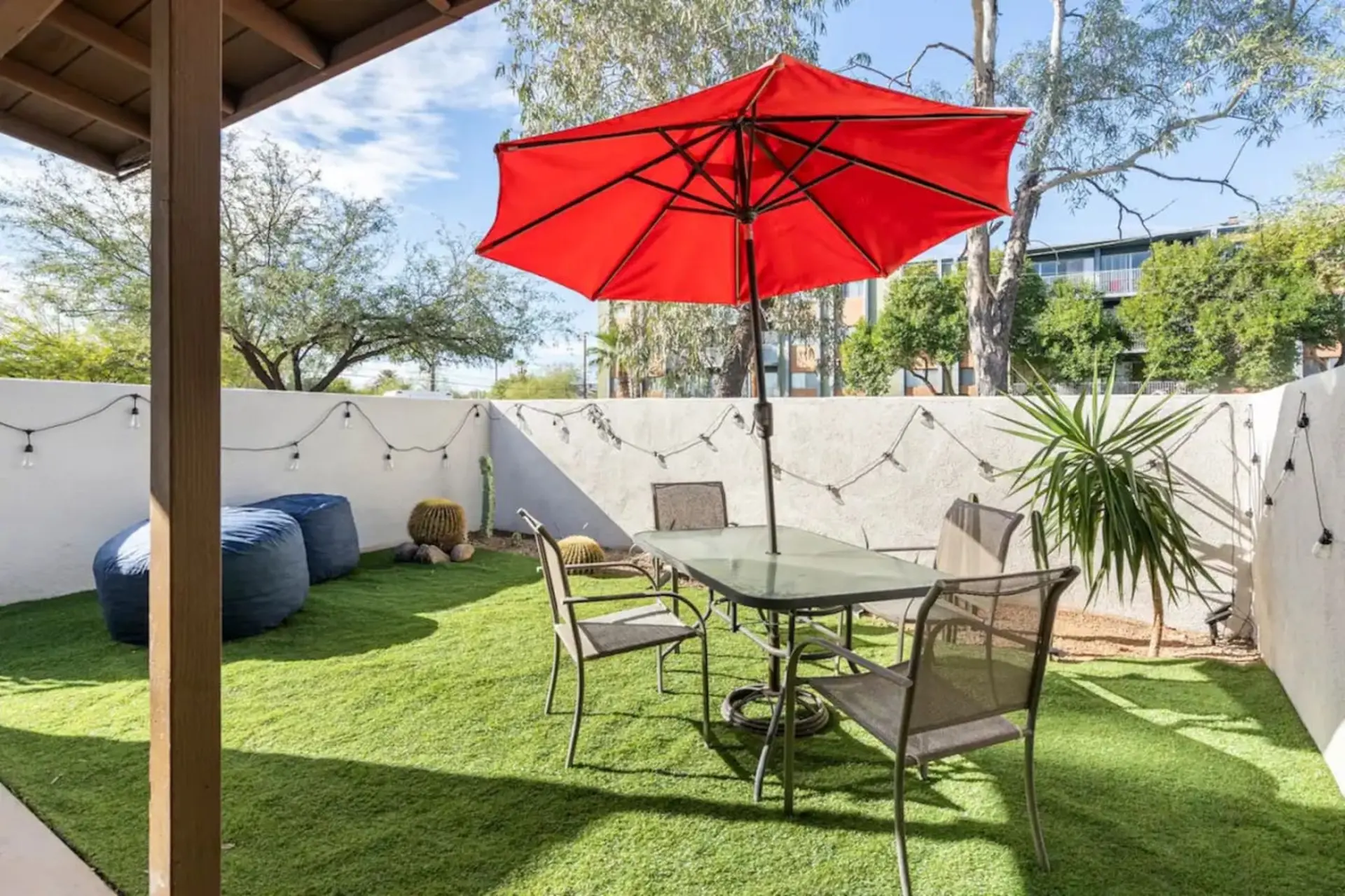 Bright 4BR Getaway – Yard & Perfect Group Escape!