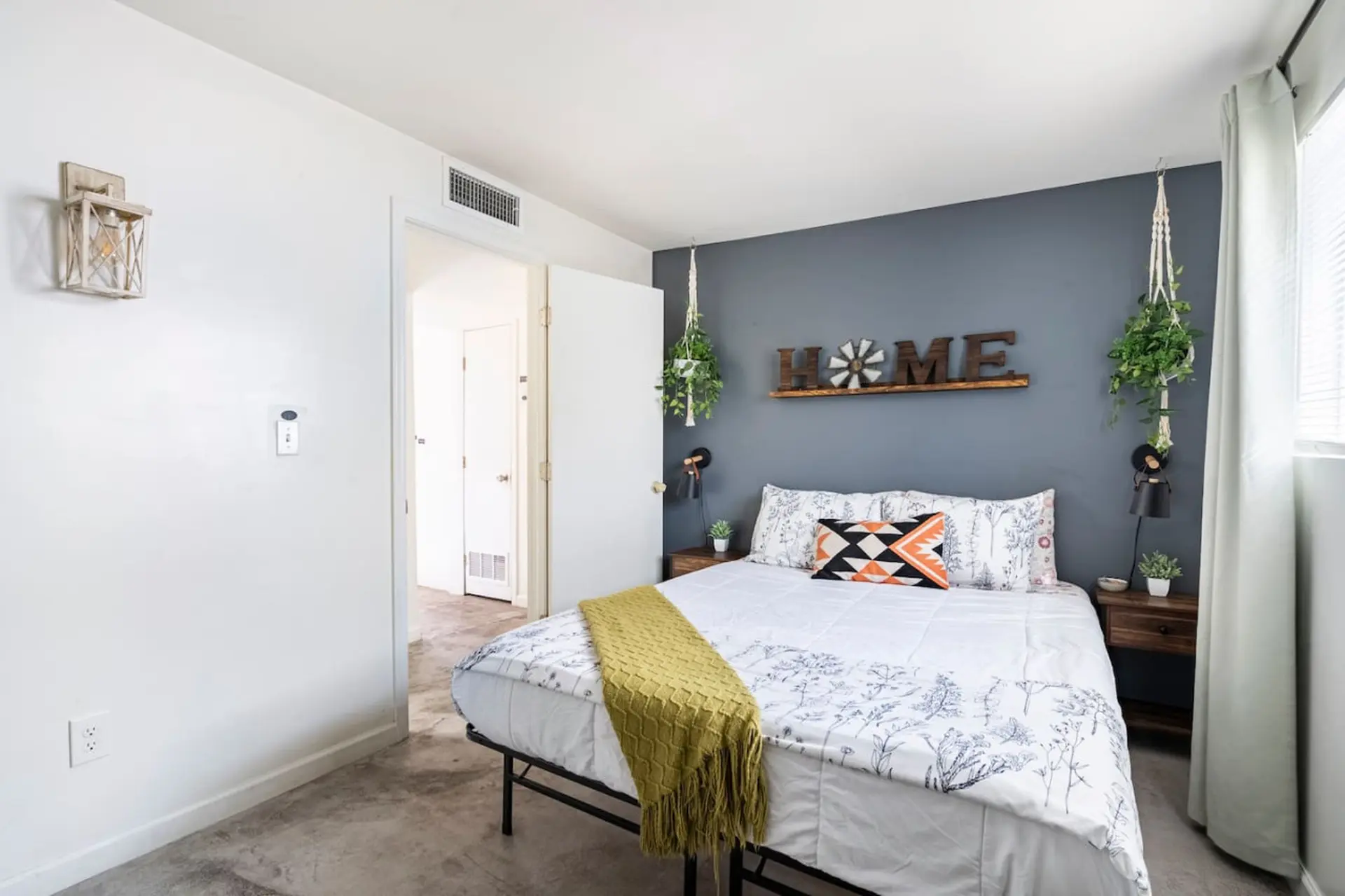 Bright 2BR Oasis – Desert Charm & BBQ Nights!