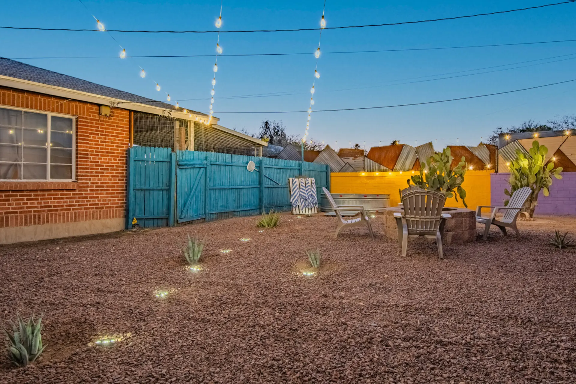 Springtime Oasis! Sun-Kissed 1BR Near UofA