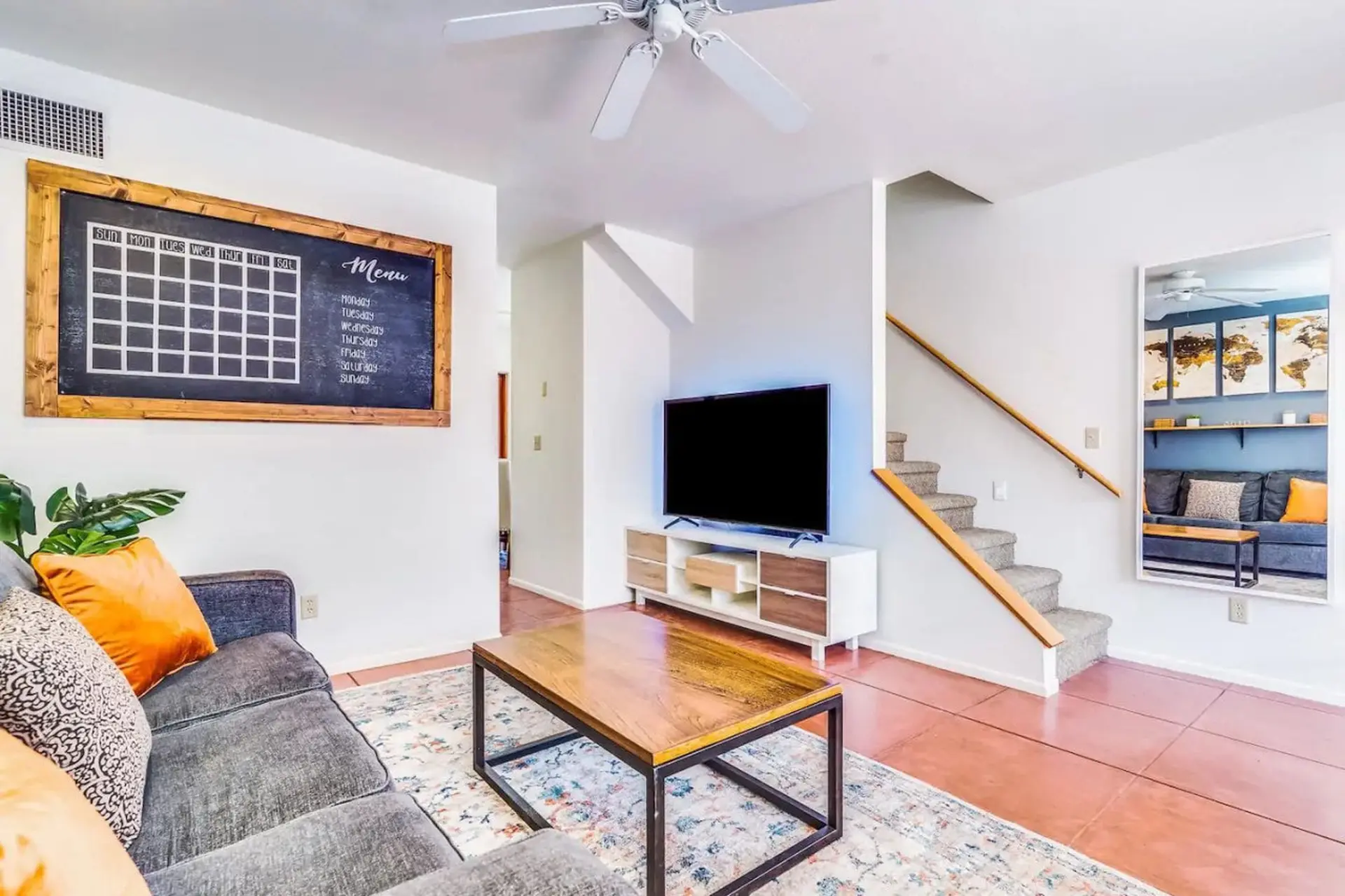 2BR Hideaway w/ Patio – Springtime in Downtown!