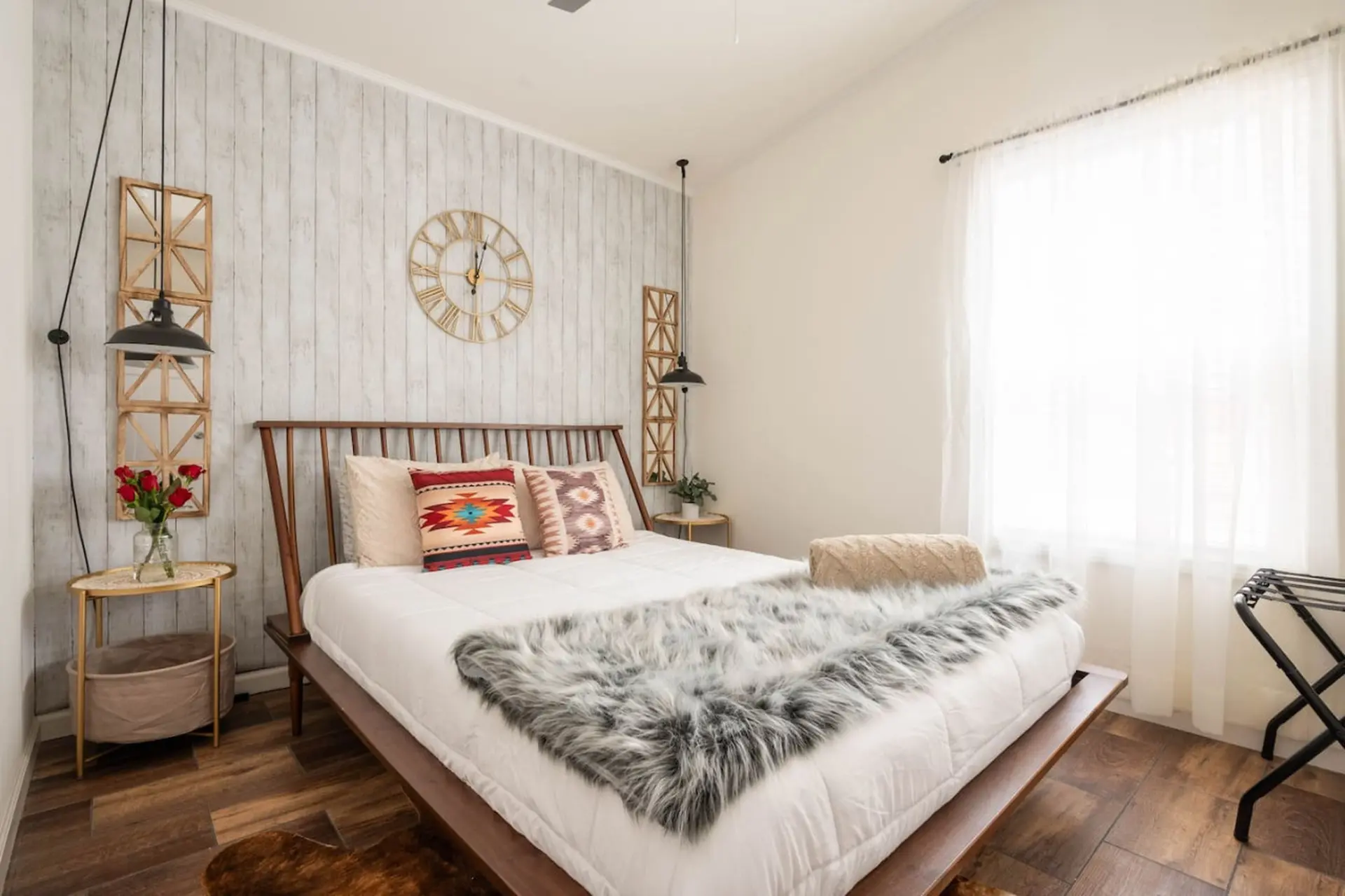 Après-Ski Bliss | Luxury 2BR, Hot Tub & BBQ Escape