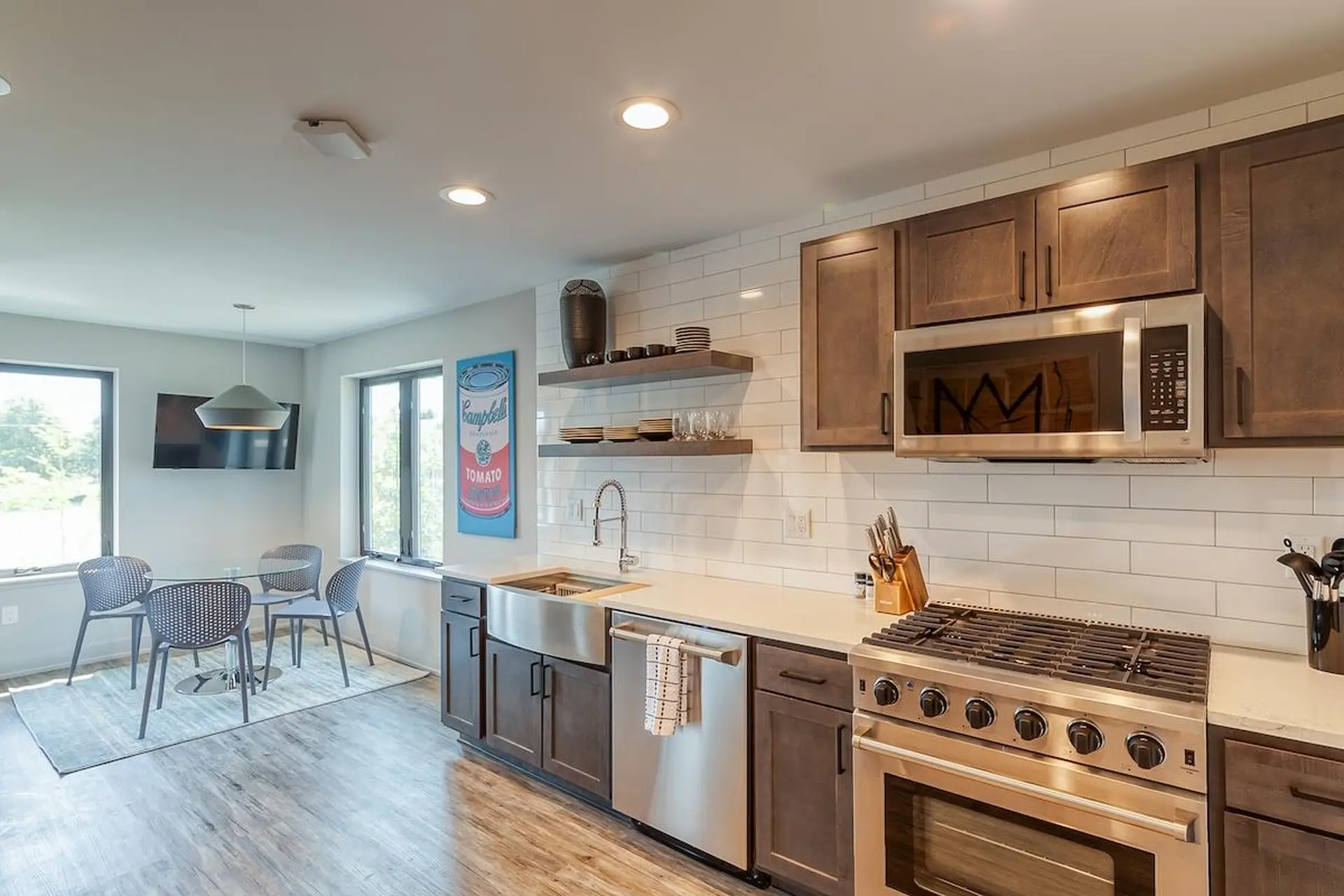 Experience the WOW in Every Stay: Your Premier Ann Arbor Oasis Awaits!